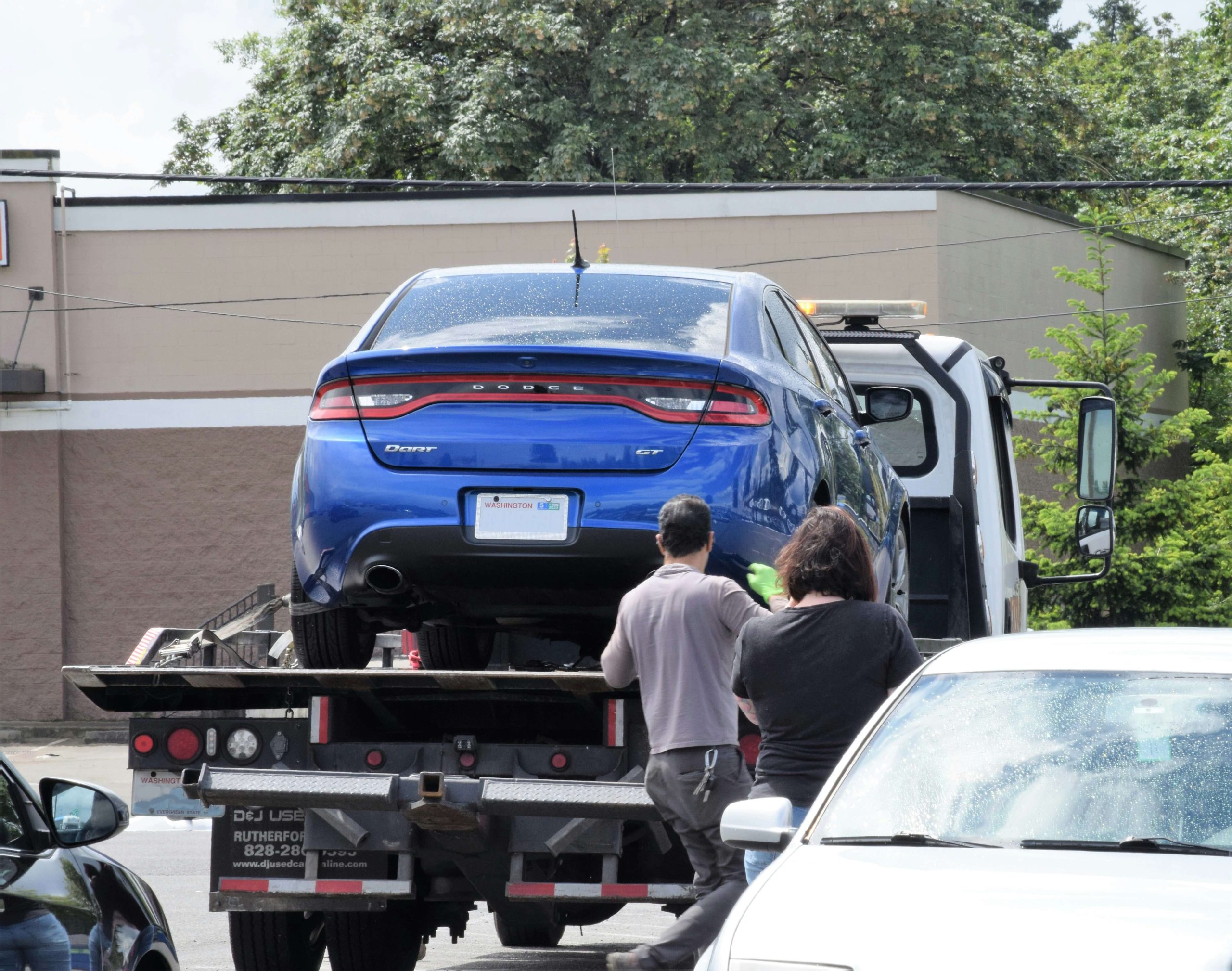 Process of Junk Car Removal in Toronto